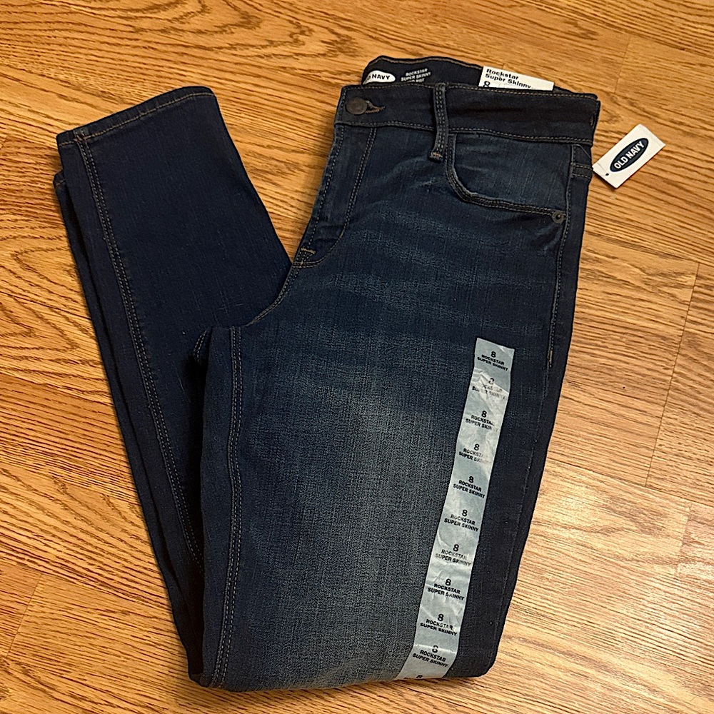 Old Navy Rockstar Mid-Rise Super Skinny Jeans (Women’s) (8)